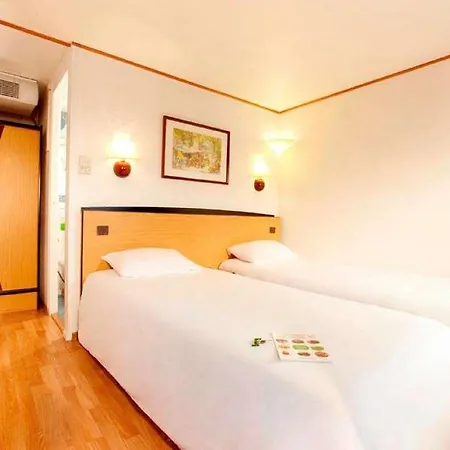 Campanile Clermont-ferrand ~ Hotel
