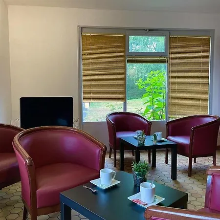 Campanile Clermont-ferrand ~ 3*