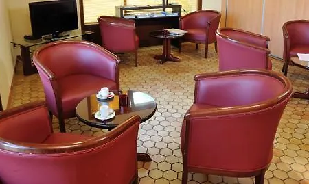 Hotel Campanile Clermont-ferrand ~